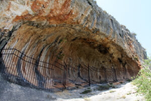Cueva de Bellús